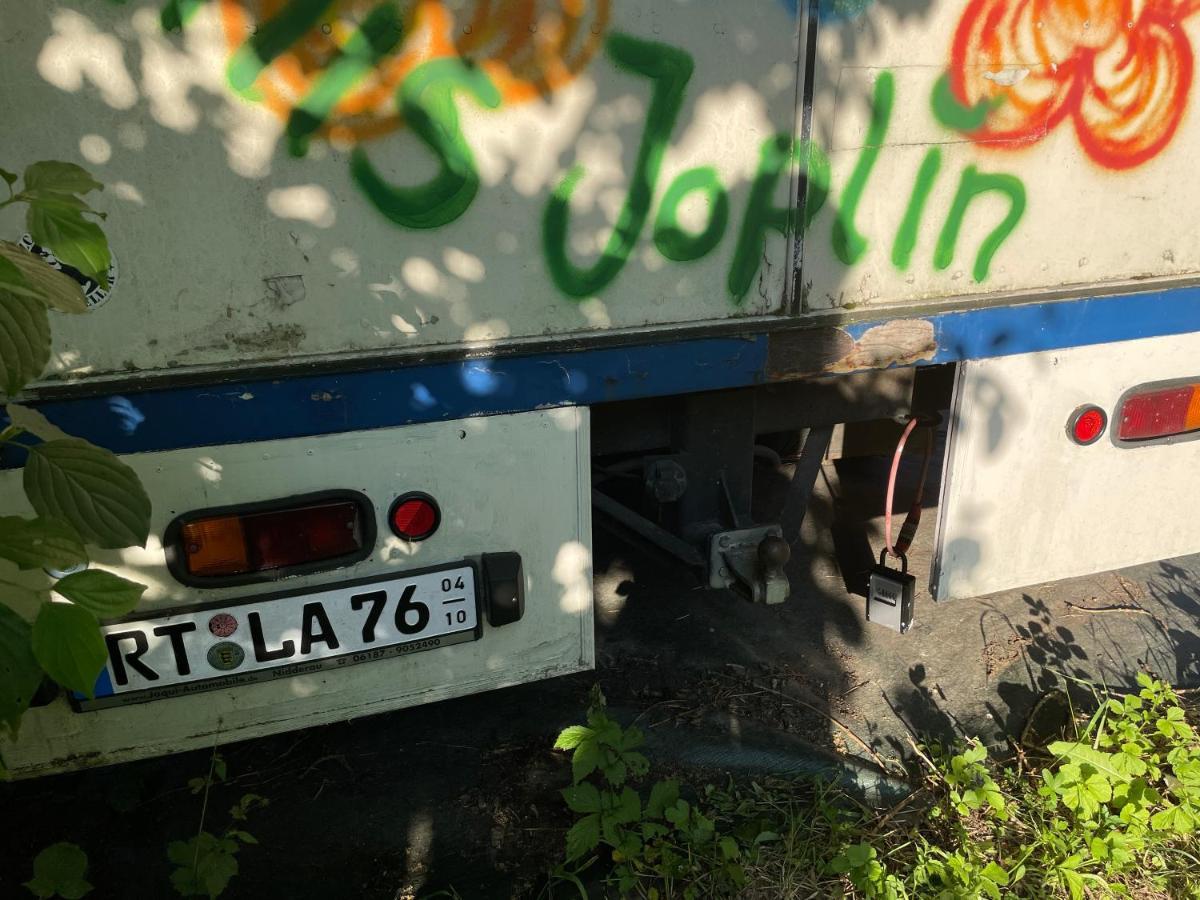Hotel Hippie Camper Jimmy Tybinga Zewnętrze zdjęcie